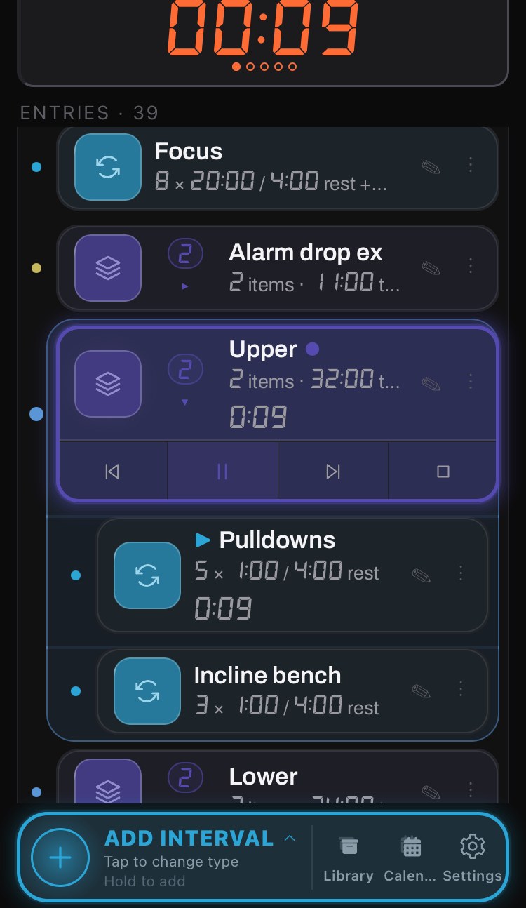 IntervalTicker's entries list: a running Upper group holding Pulldowns and Incline bench, between a Focus interval and other groups.